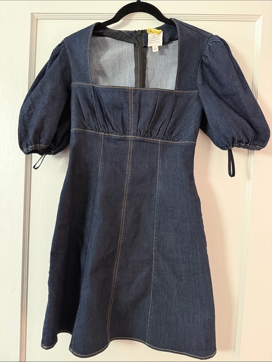 cinq a sept Dresses & Skirts - Cinq à Sept Vaughn Square Neck Puff Sleeve Mini Denim Dress Size 4
